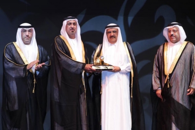 H.H. Sheikh Hamdan Bin Rashid honors the winners of the 7th term of Hamdan Medical Award