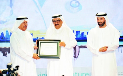 H.H. Sheikh Hamdan bin Rashid honors the pioneers of Dubai Health Authority