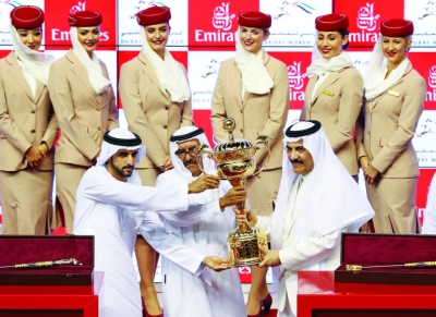 H.H. Sheikh Hamdan bin Rashid honors the winner of the 22nd Dubai World Cup