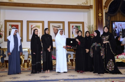 Hamdan bin Rashid honours students awarded scholarships to Al Maktoum College in Scotland