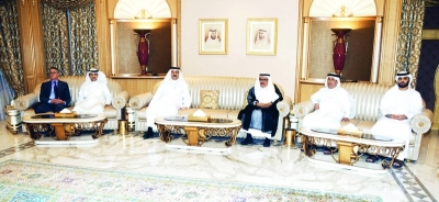Sheikh Hamdan bin Rashid receives heads of consular missions in Dubai