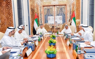 Hamdan bin Rashid chairs regular meeting of ‘Financial and Economic Committee